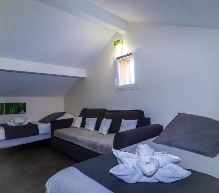 Holiday home Village Droles D'oiseaux
